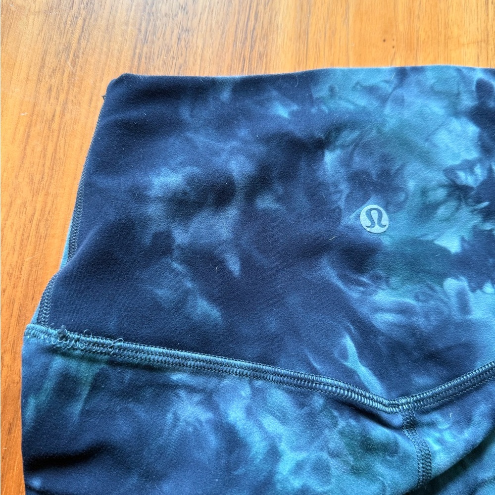 Lululemon Blue Tie-Dye Leggings
